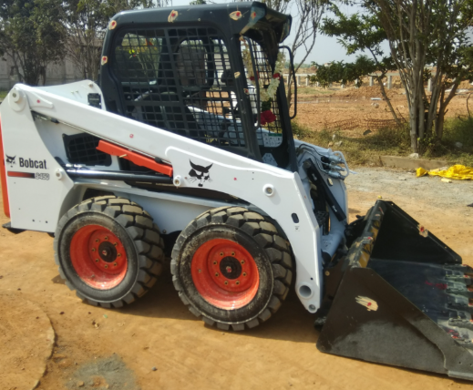 Bobcat machine for rent in colombo