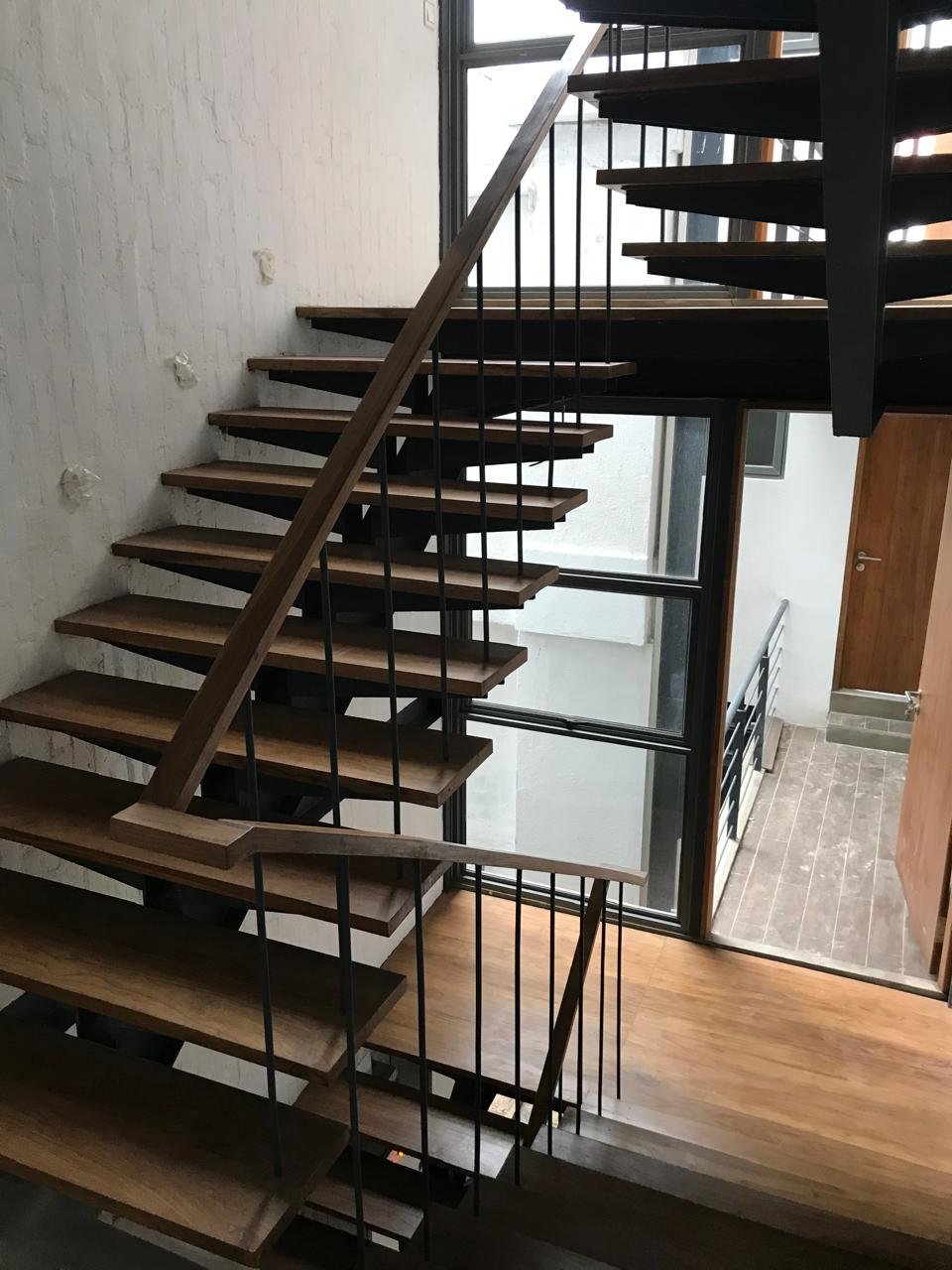 timber railing works in kadawatha