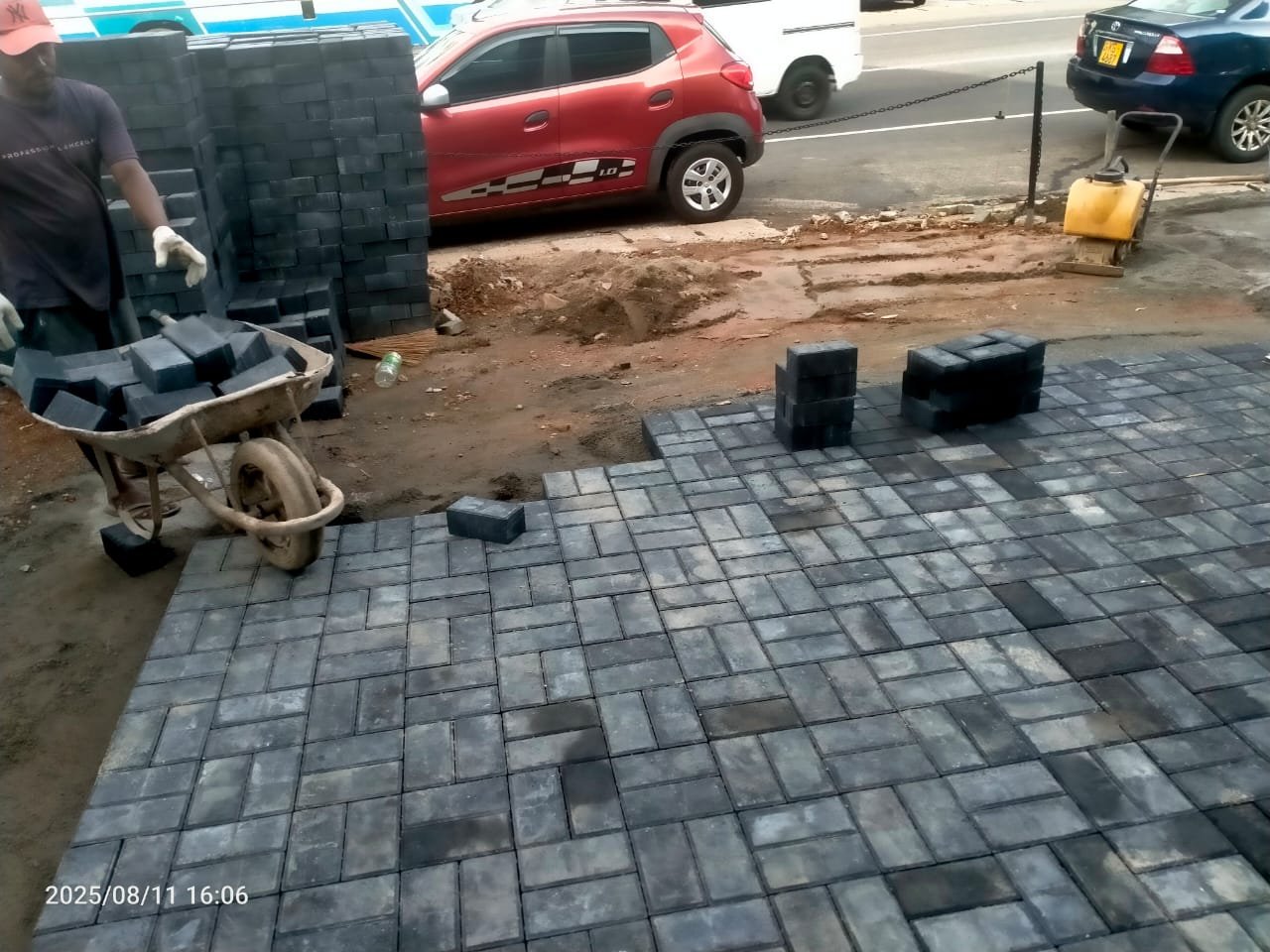 Other image 202508/interlock-design-in-hokandara-wedabima-6ba7dec102.jpeg