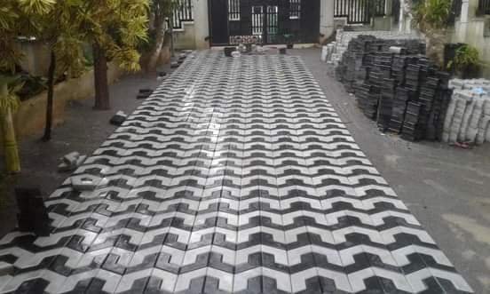 Other image 202510/interlock-paving-design-in-gelioya-sri-lanka-wedabima-551e7391b5.jpeg