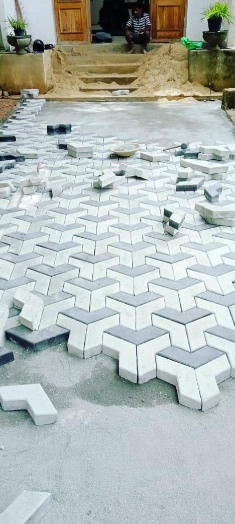 Other image 202510/interlock-paving-design-in-gelioya-sri-lanka-wedabima-93de5a35f1.jpeg