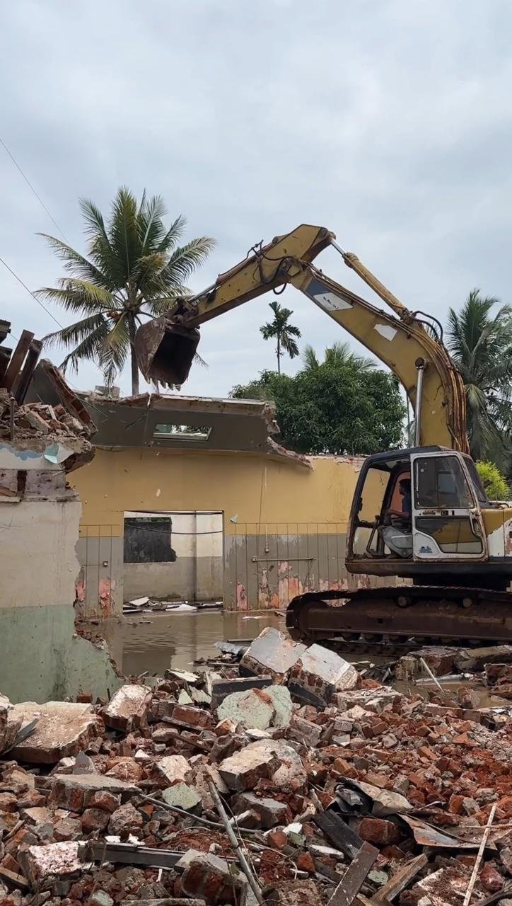 Other image 202511/commercial-building-demolition-costs-in-ragama-wedabima-6c2d9cc215.jpeg