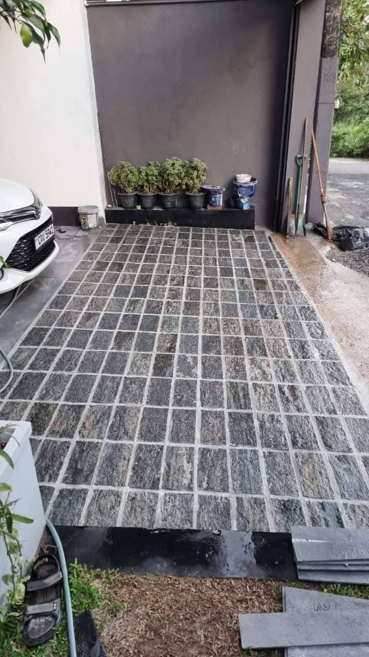 Other image 202602/gal-pathuru-design-in-matara-wedabima-0fa8a867fc.jpeg