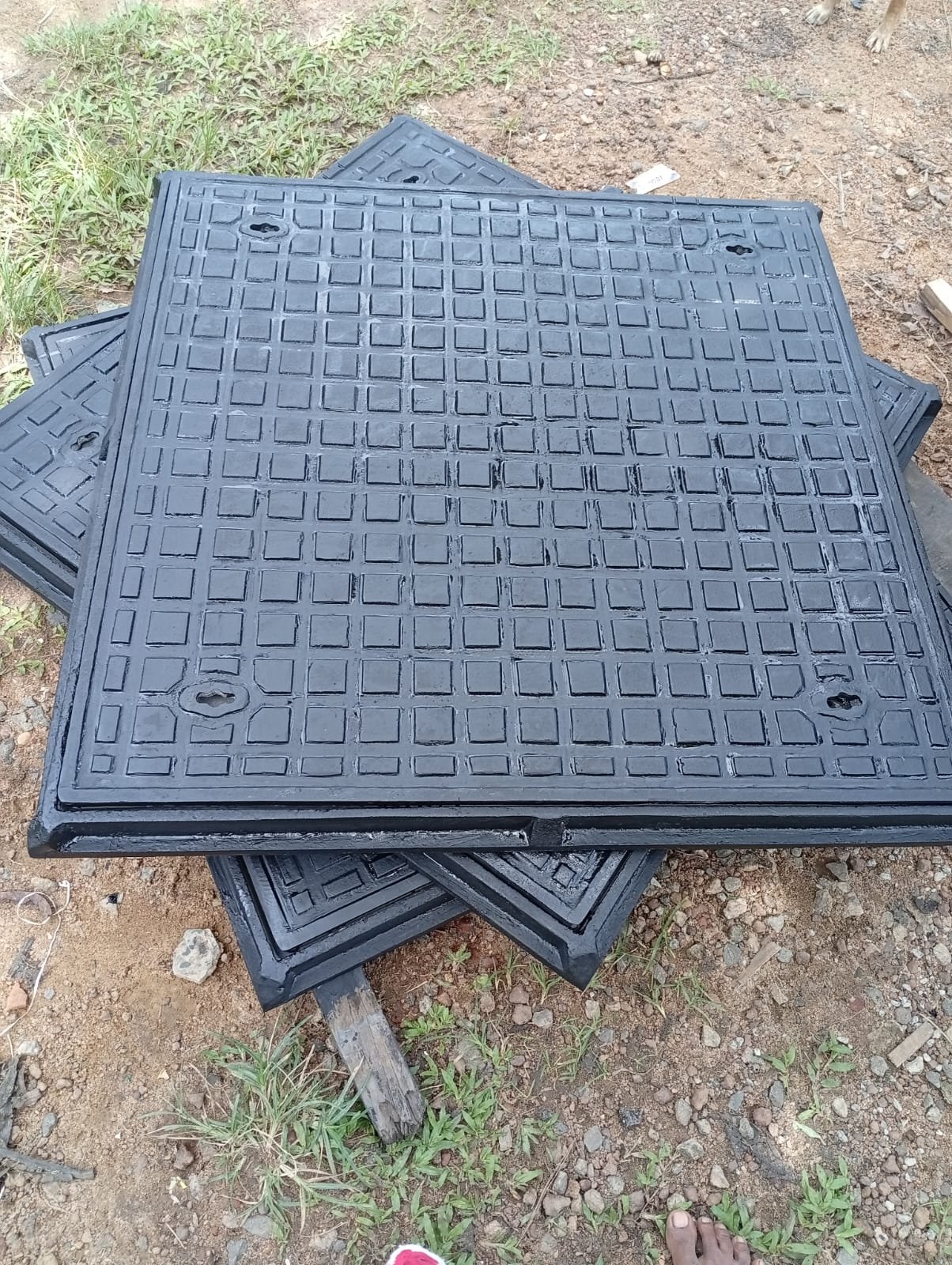 Other image 202607/cast-iron-gully-covers-in-sri-lanka-wedabima-5f7f3835ce.jpeg
